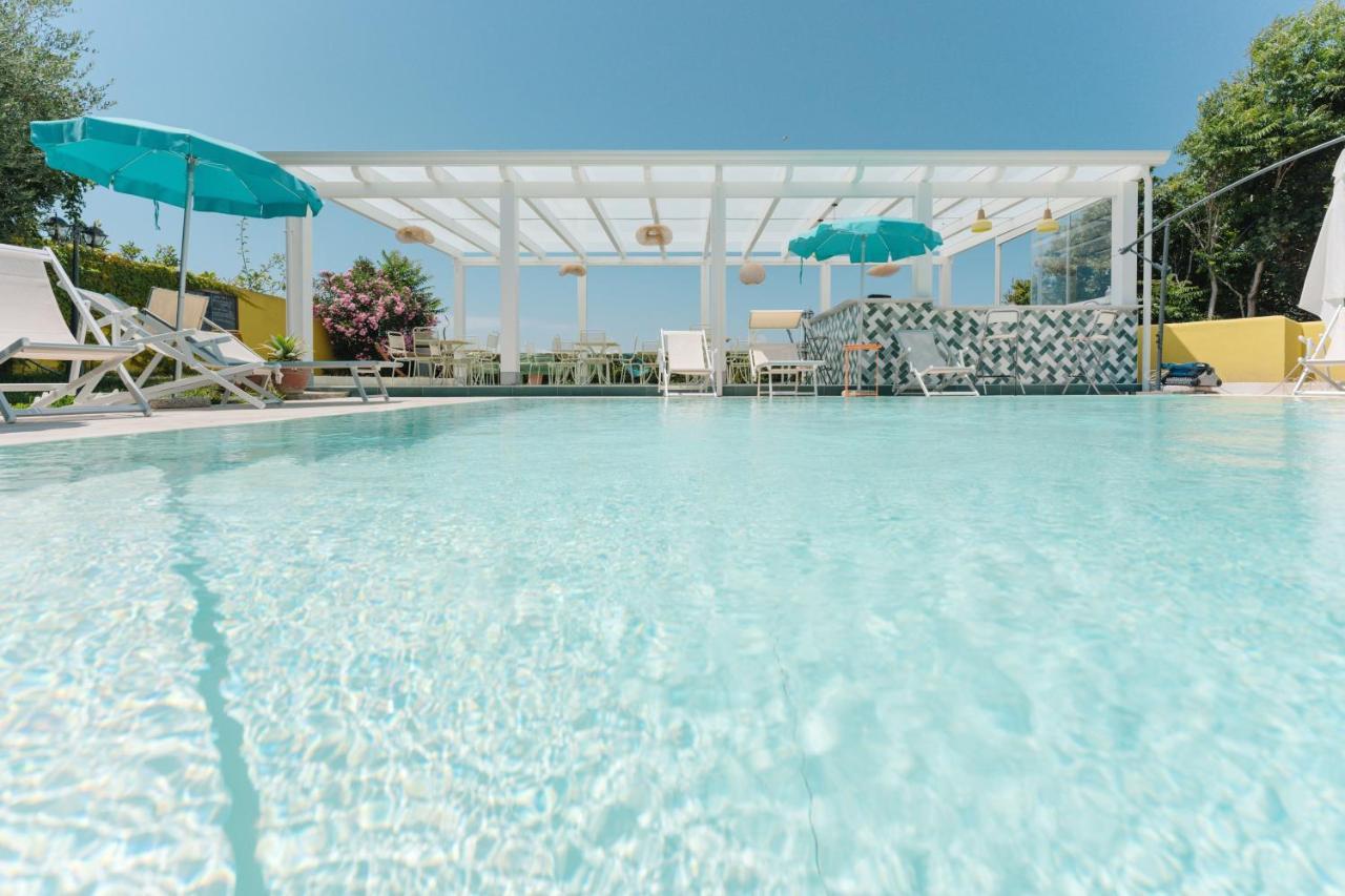 Solcalante Hotel Прочида Екстериор снимка