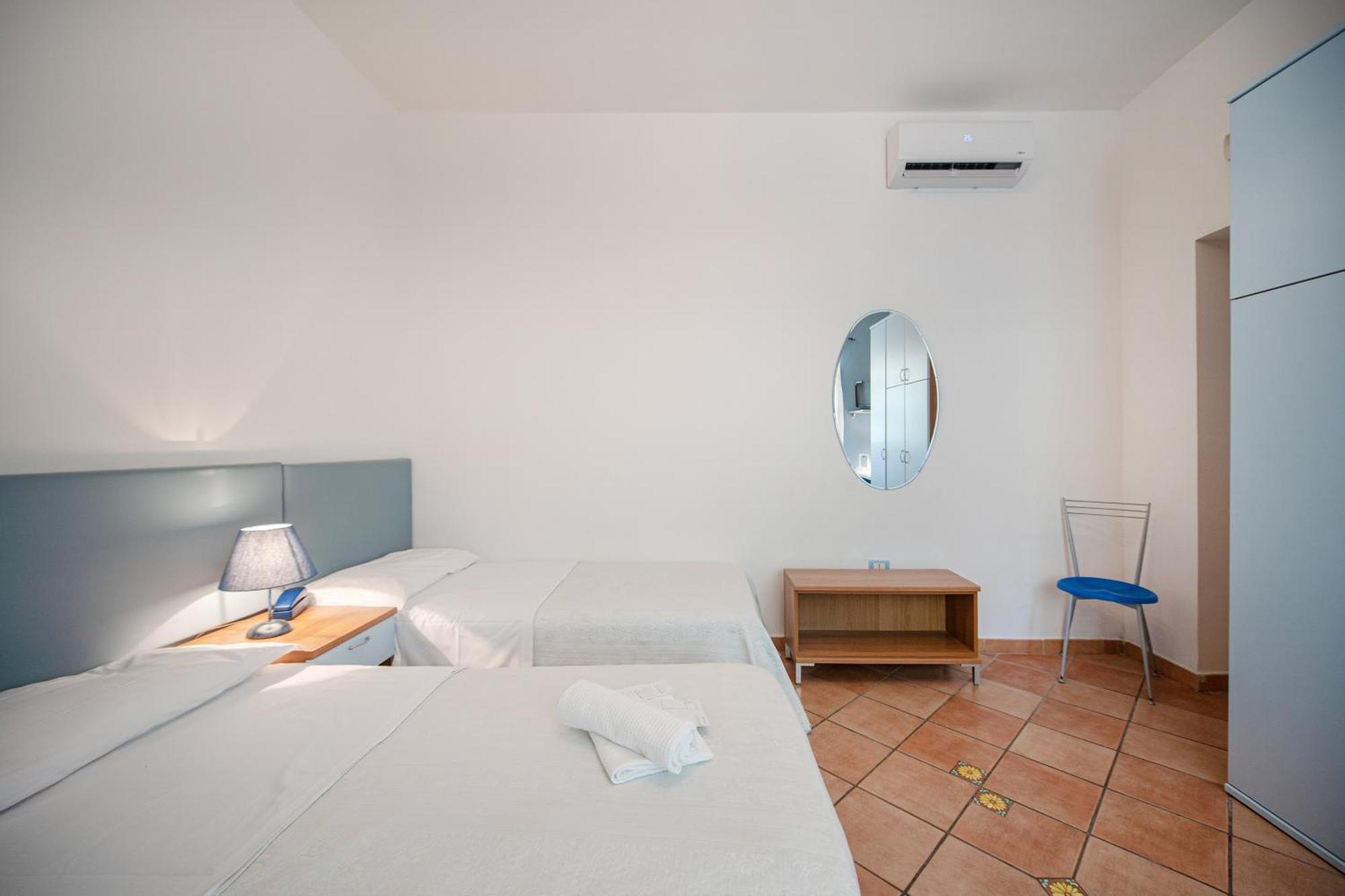 Solcalante Hotel Прочида Екстериор снимка