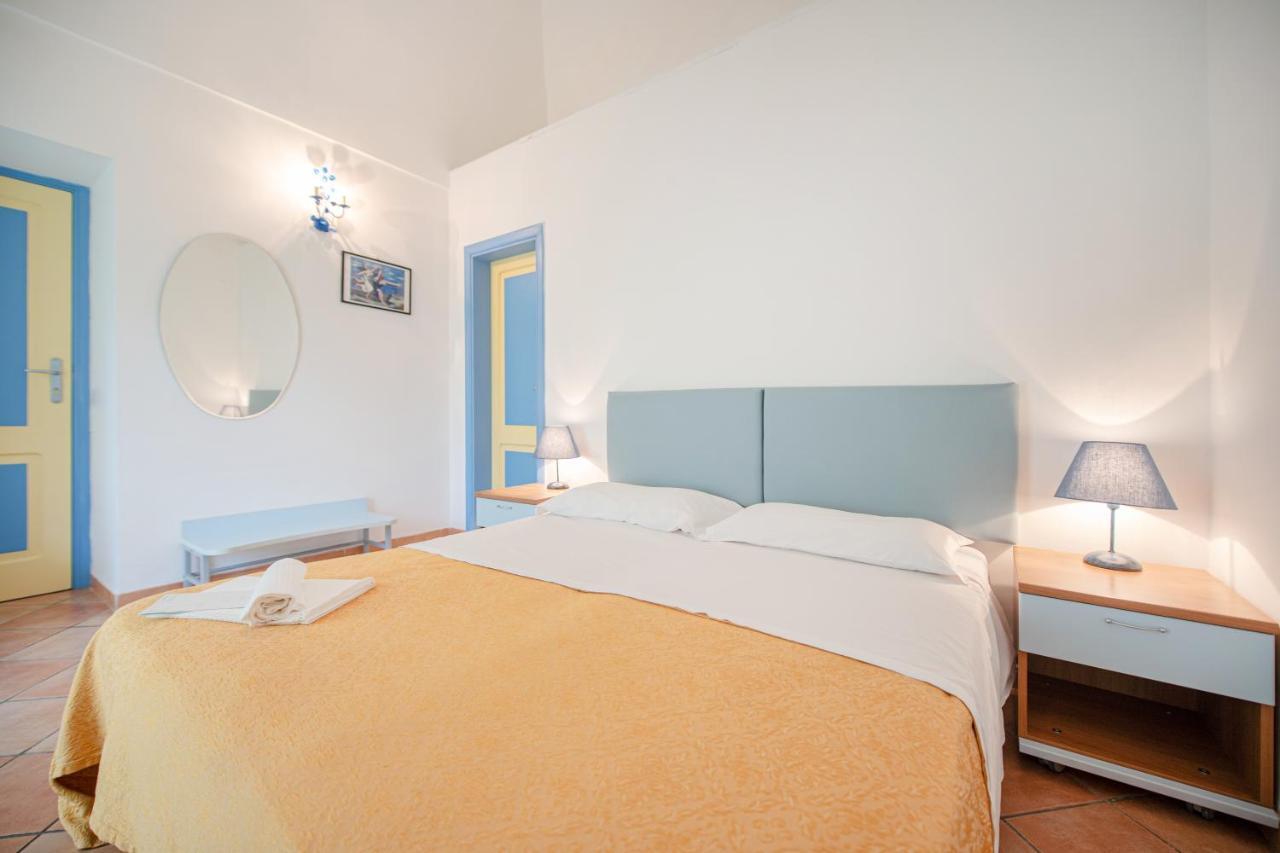 Solcalante Hotel Прочида Екстериор снимка